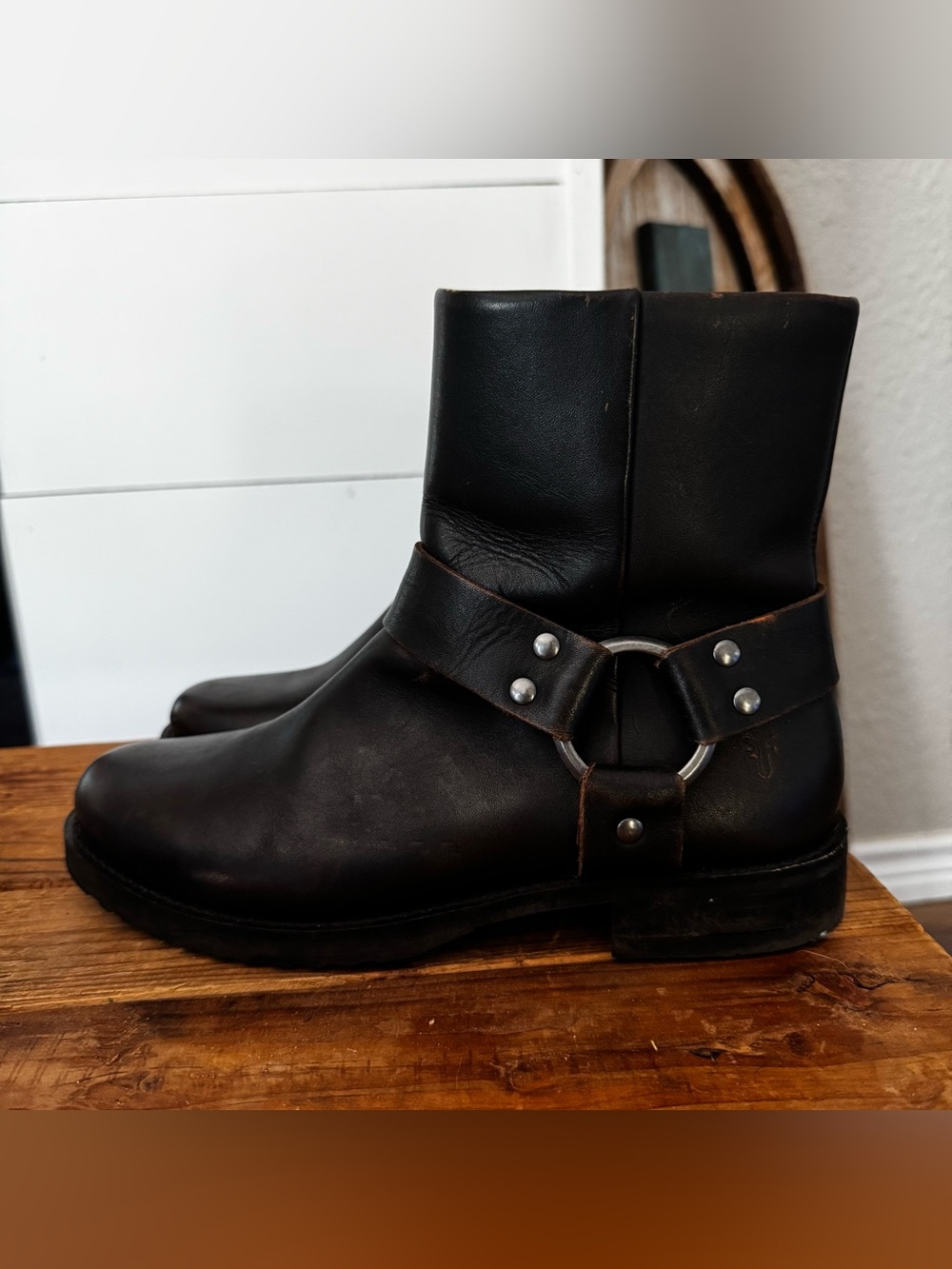 Frye Veronica Leather Harness Boots Size 8
